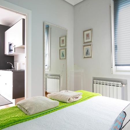 Appartamento Milla De Oro Madrid Esterno foto